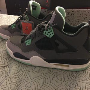 Jordan Retro 4 Green Glow - Mens size 9.5 USED